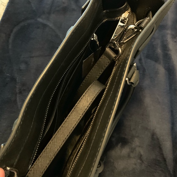 Bag - Picture 4 of 6